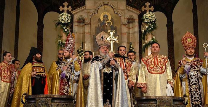 Patriarch of Jerusalem Speaks out against Karekin II