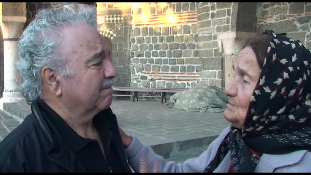 Garod belgeselinden Diyarbakır’ın son Ermenilileri’nden Baydzar ile birlikte.