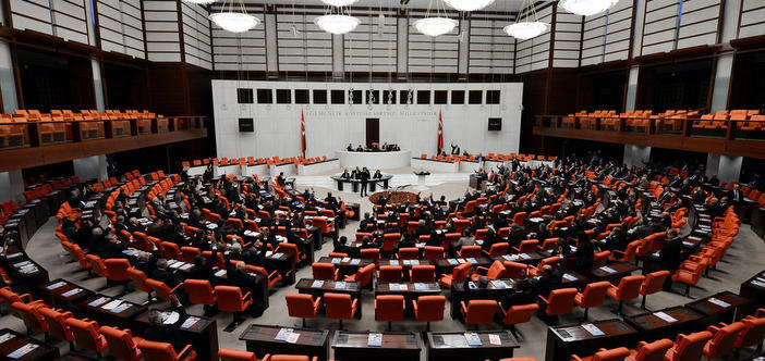 Mecliste komisyon kurulması reddedildi