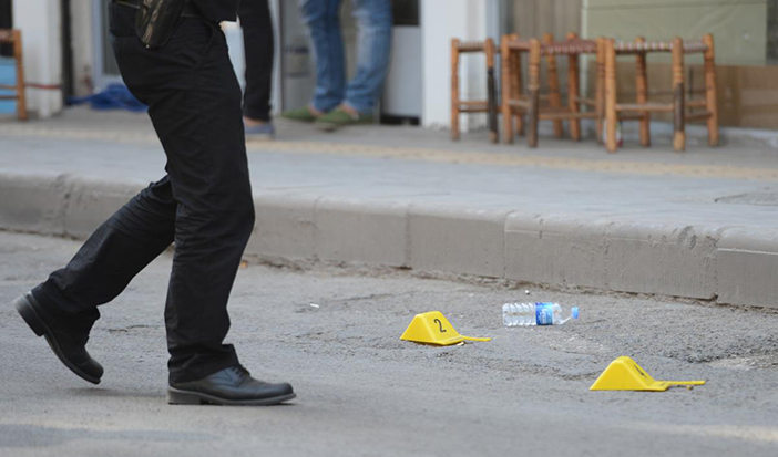 Okmeydanı'nda silahlı saldırı: 2 polis yaralı