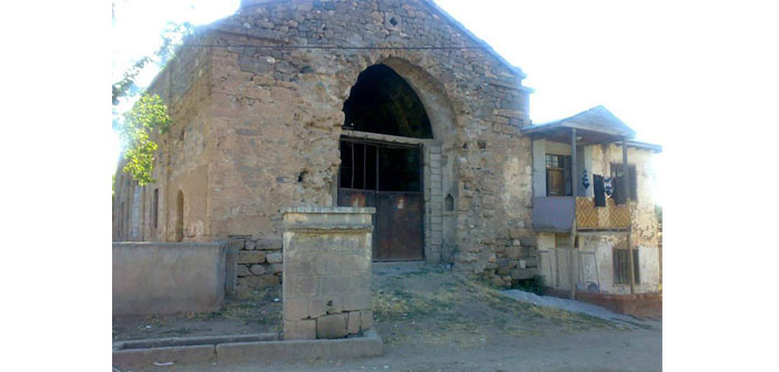 Değirmenköy’deki Ermeni kilisesi definecilerin yeni hedefi