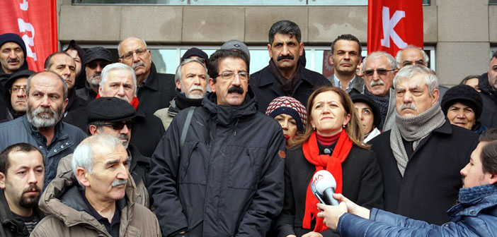 Ankara katliamını protesto ederken soruşturmaya uğrayan kitle örgütleri ifade verdi
