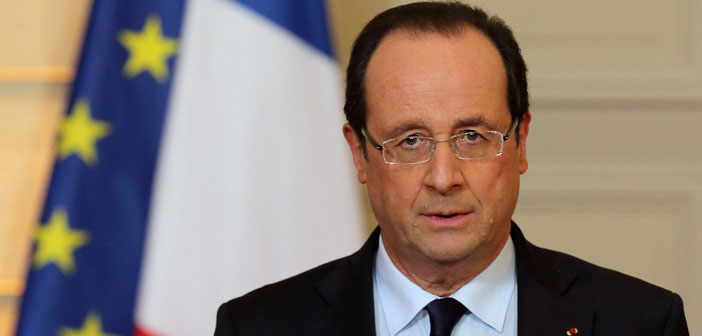 Hollande: Soykırımı inkar yasası tekrar gündeme alınacak