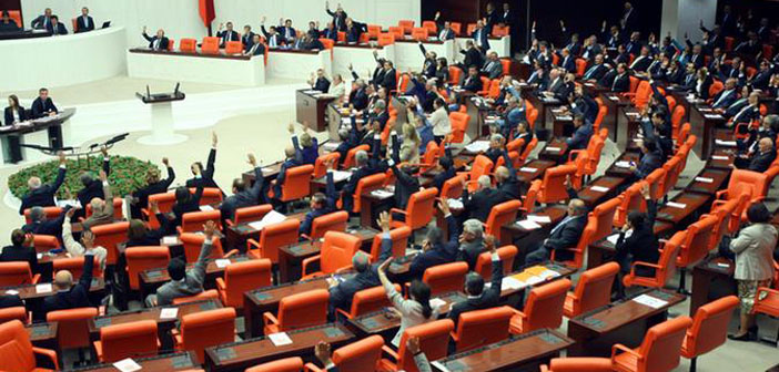 First session on parliamentary immunity starts