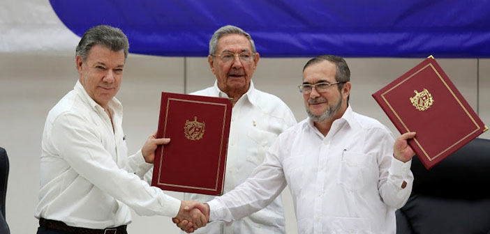 Nobel Barış Ödülü 'kurşunu kaleme çeviren' Kolombiya Cumhurbaşkanı'nın