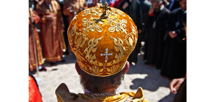 What do young Armenians expect from the patriarch?
