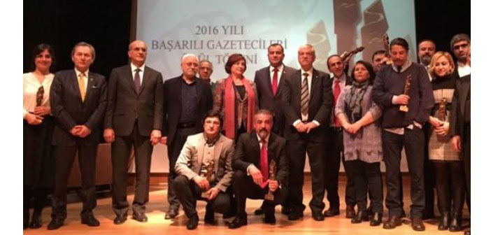 ÇGD Dayanışma Ödülü tutuklu gazeteciler adına Şık'a