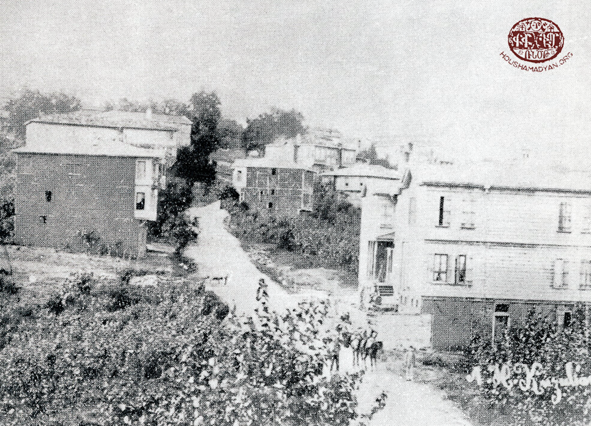 Bardizag'da bir sokak. Fotoğraf: Houshamadyan Koleksiyonu