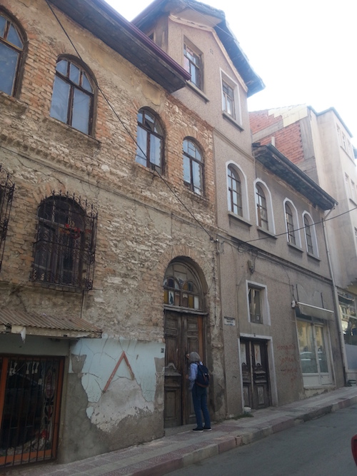 Sofia Kalantaryan Kütahya sokaklarında