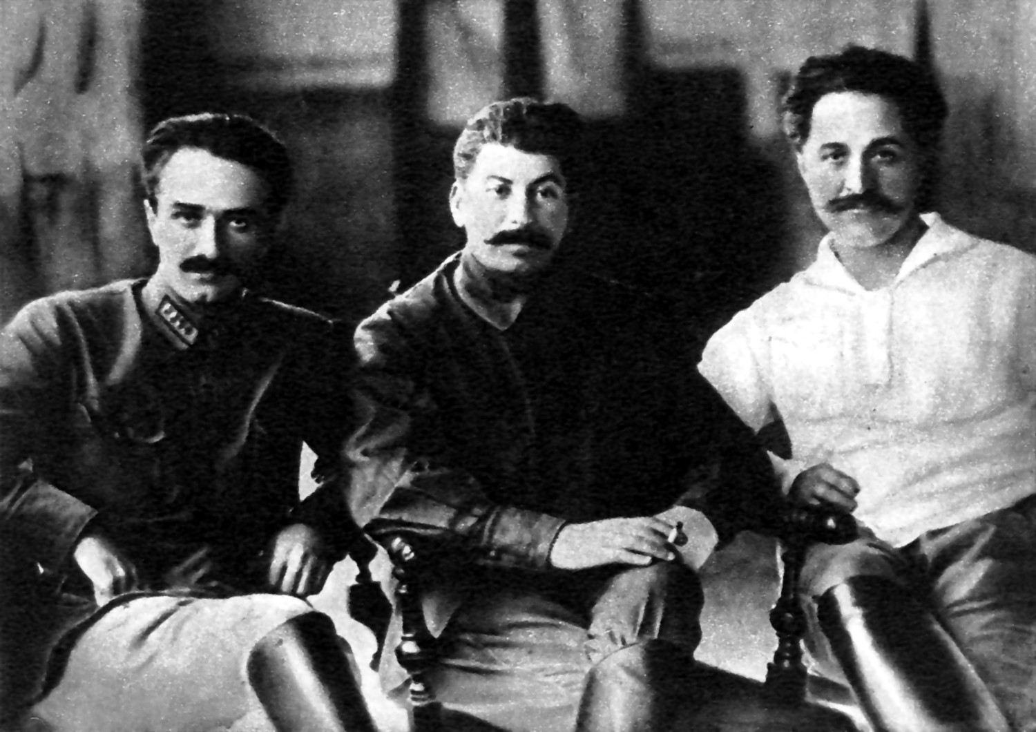 Orjonikidze, Stalin ve Mikoyan (1925)