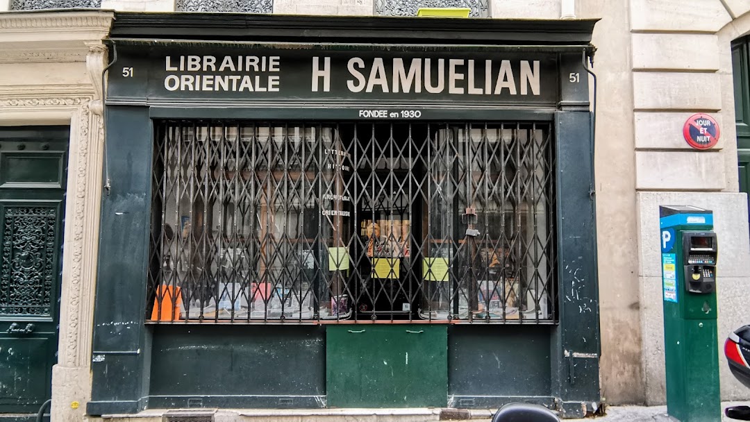 Samuelian Kütüphanesi'nin 300 Ermenice kitabı açık artırmayla satıldı