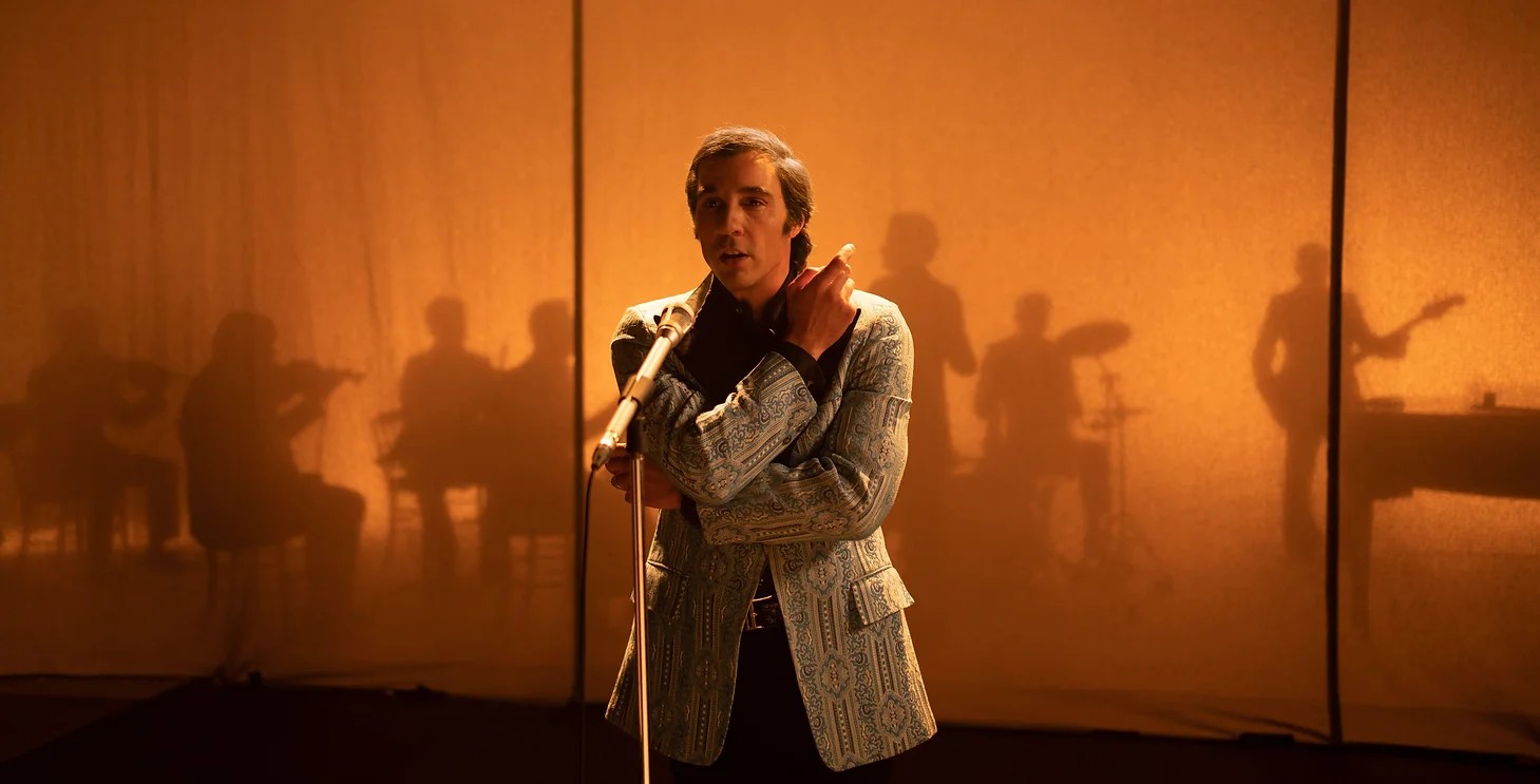 Ve perdede Mösyö Aznavour!