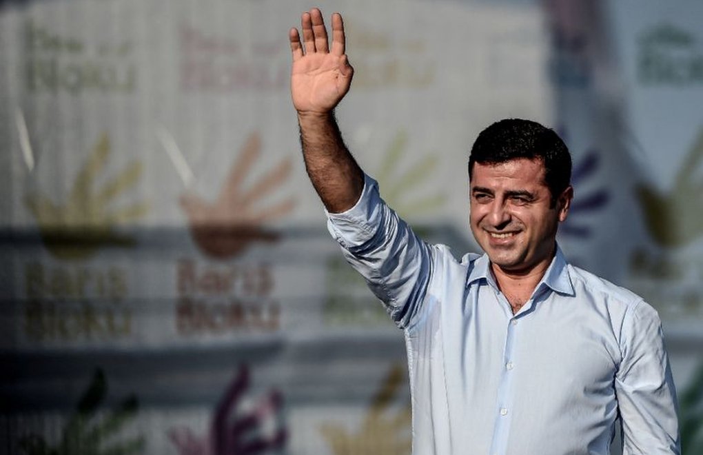 Selahattin Demirtaş: “Seçilmiş belediye başkanlarının tutuksuz yargılanmaları gerekli”