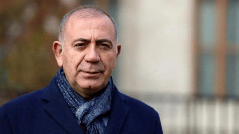 Kayyım Gürsel Tekin 'görev' başında: Cenazeyi kaldırmayalım koksun mu?