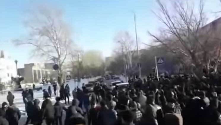 Kazakistan'da Ermeni karşıtı gösteriler