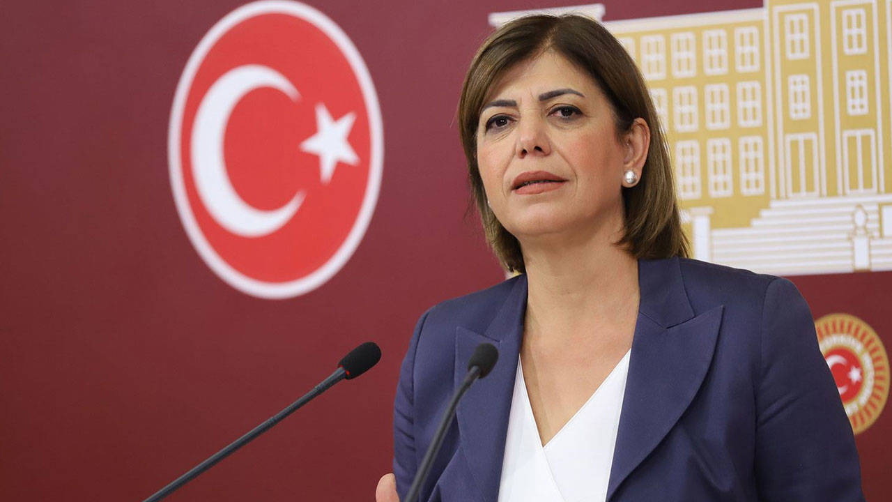 Beştaş: “Önümüzde tarihi bir olanak var: Silahlı güçler siyaset yapma  iradesini ortaya koydu. Bu iradenin önünü açmak gerek" | Agos