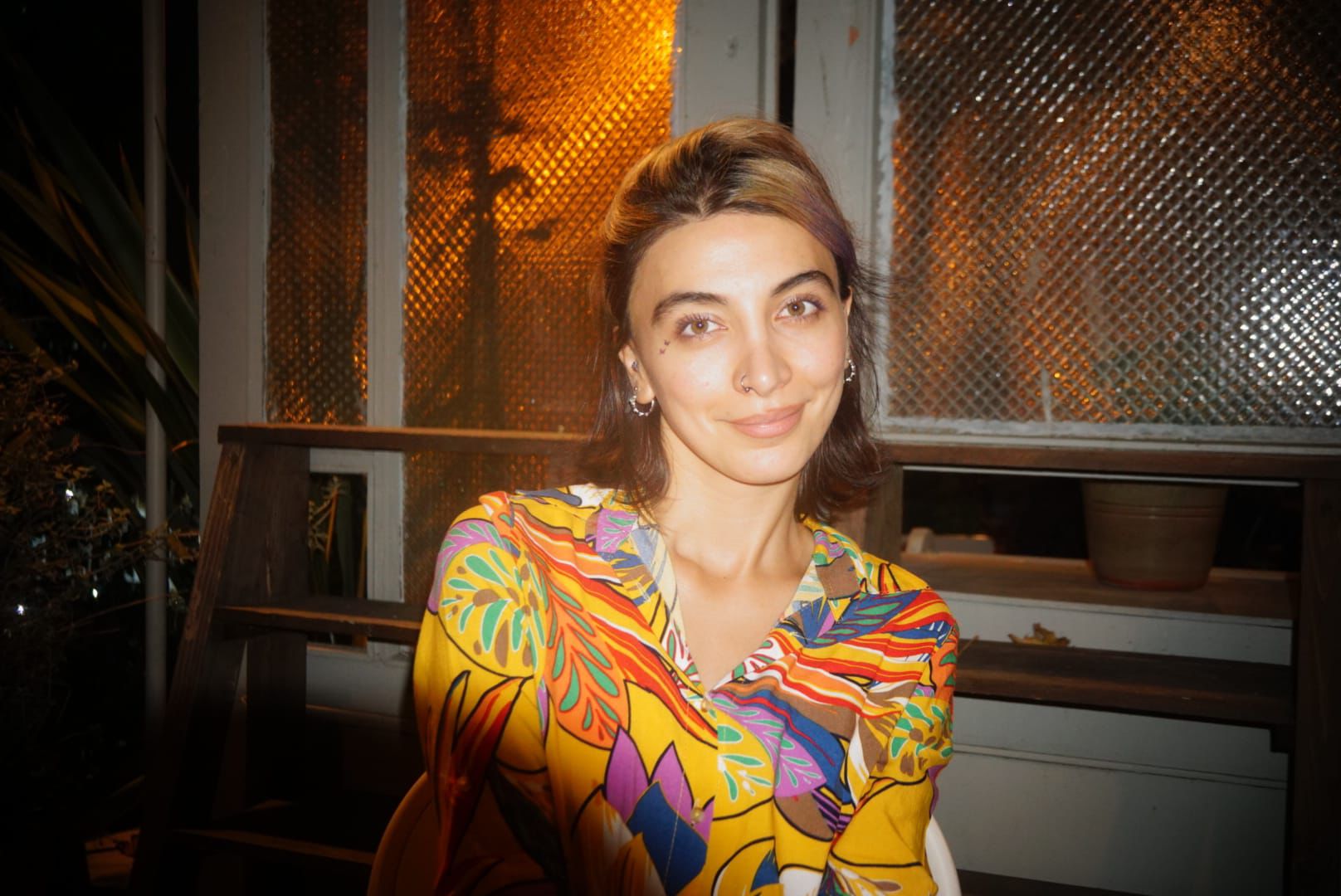 Azerbaijani Nana Held in a Removal Centre for Four Weeks: “Be an Informant or Be Deported”