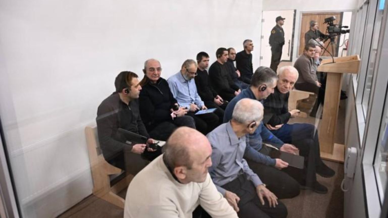 Bakü'deki Ermeni esirlerin intihar girişimi iddiası