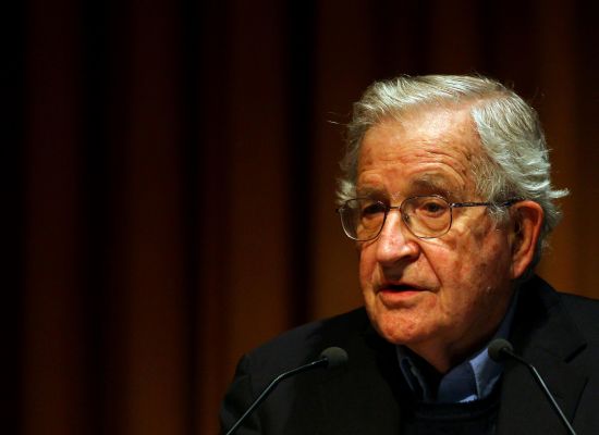 Chomsky’den iç savaş uyarısı