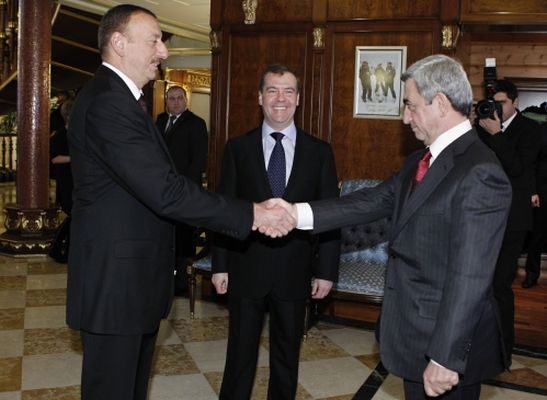 Aliyev ve Sarkisyan müzakereleri ilerletme kararı aldı