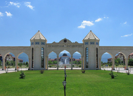 Dumlupınar Üniversitesi'nde 'Ermenistan arması' tartışması