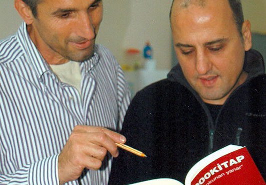 "Şık ve Şener'in tutukluluğu gazetecilik faaliyetini caydırma amaçlı" 