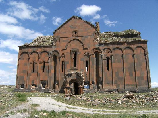 Bakanlığın faaliyet listesinde kilise restorasyonları önemli yer tutuyor