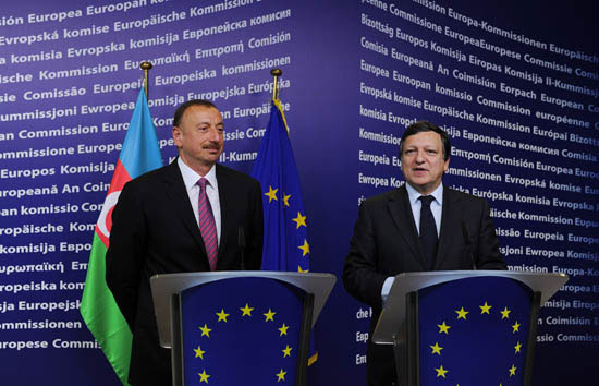Avrupa Birliği için Azeri önceliği enerji