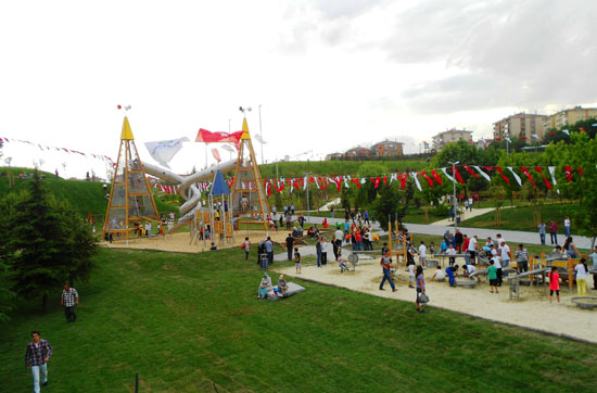 Taşı toprağı beton İstanbul'da yeşil bir alan: Bakırköy Botanik Parkı