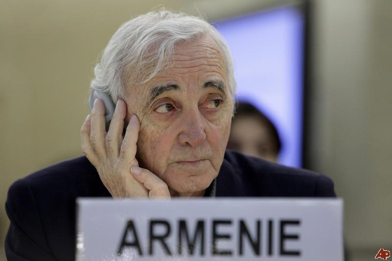 Aznavour'dan Fransız Senatosu'na çağrı