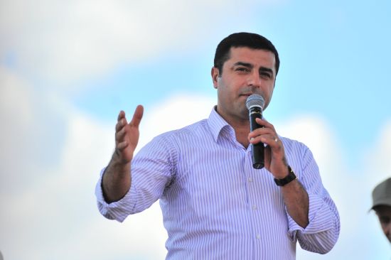 Demirtaş: Öcalan Diyarbakır’a gelsin