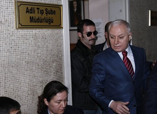 Mehmet Haberal ilk defa duruşma salonunda