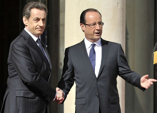 Hollande'ın inkar yasası anayasaya uygun olacak