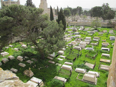 Kudüs'teki Ermeni mezarlığına saldırı        