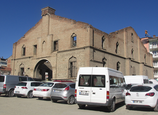 Elazığ’da kiliseden bozma otopark