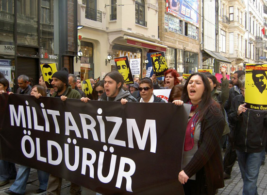 Nor Zartonk Sevag için eyleme çağırıyor  