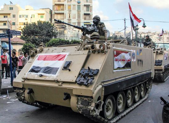 Mısır ordusu, Adeviyye ve Nahda’yı kapattı