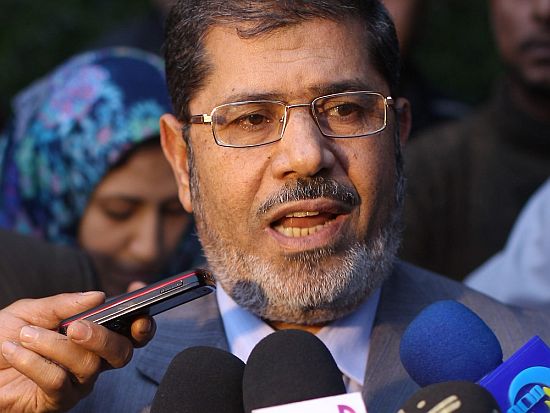 Mısır Cumhurbaşkanı Mursi feshedilen meclisi geri çağırdı