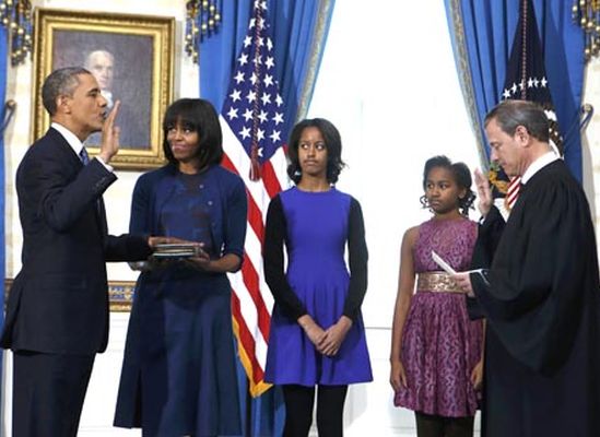 Obama, Kutsal Kitap üzerine başkanlık yemini etti 