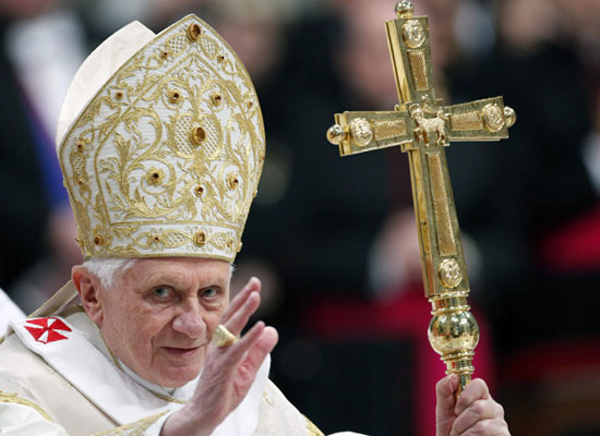 Papa XVI. Benedikt istifasını açıkladı