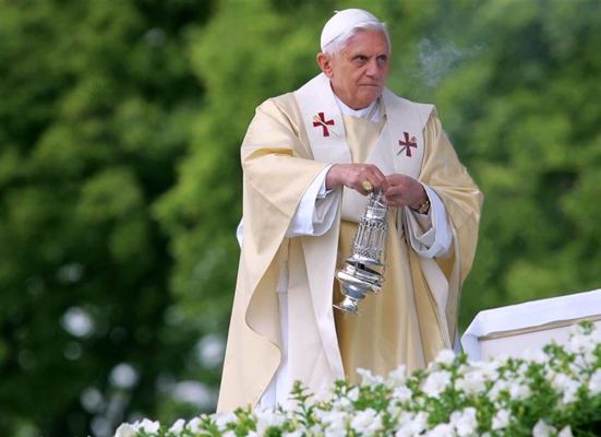 Papa, 2013’ü ‘İman Yılı’ ilan etti