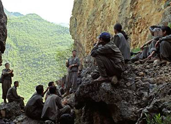 100 kişiden oluşan ilk PKK'lı grup sınır dışına çekildi