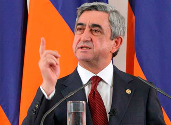Sarkisyan: Azerbaycan savaşa hazırlanıyor  
