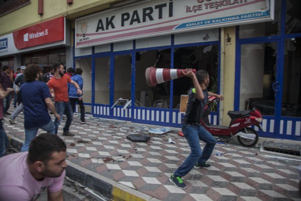 Soma'da Başbakan Erdoğan'a protesto 