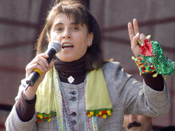 Leyla Zana mecliste açlık grevine başladı  